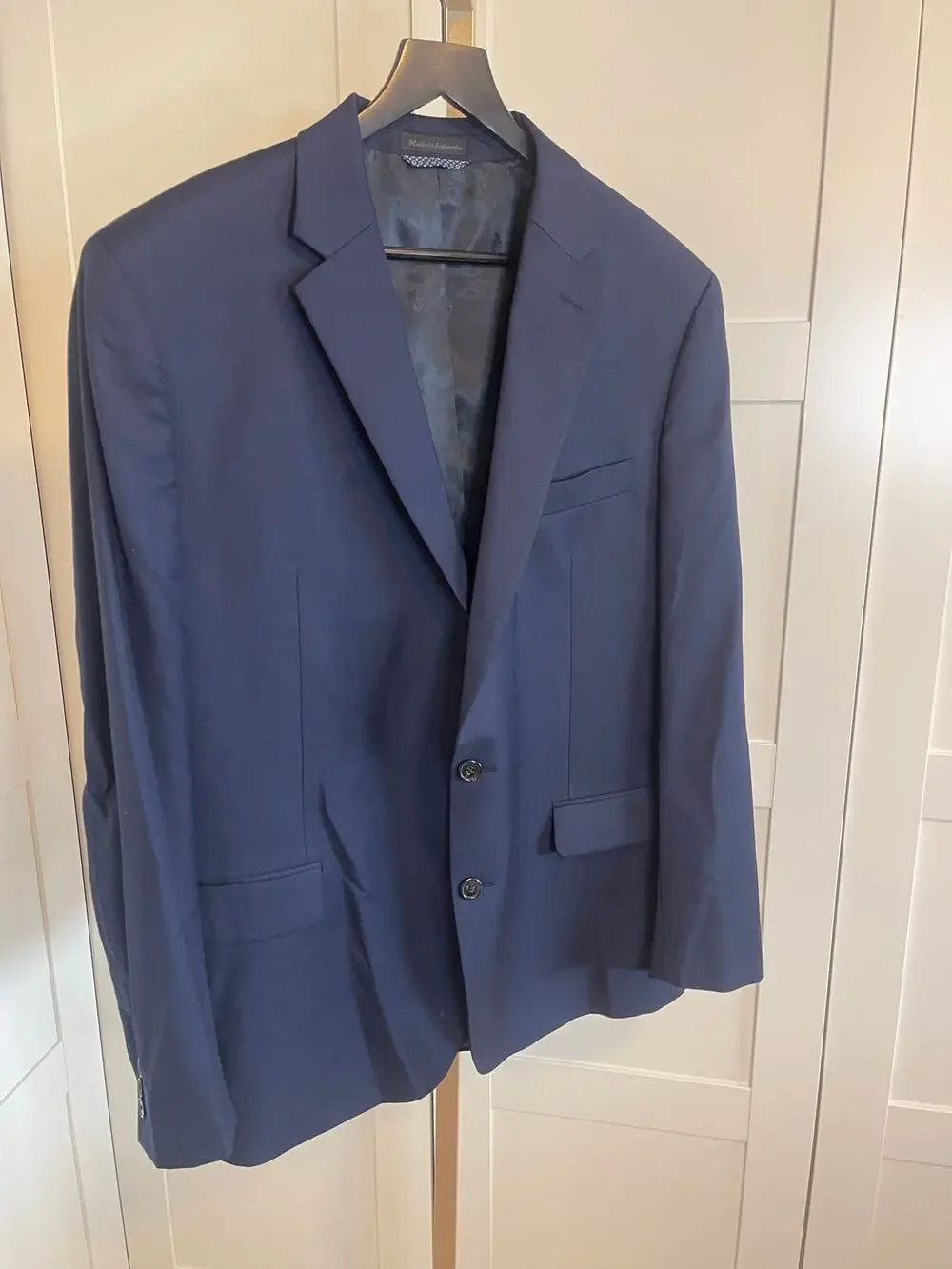 EUC: Ralph Lauren Black Label Navy Blue Suit 46 L